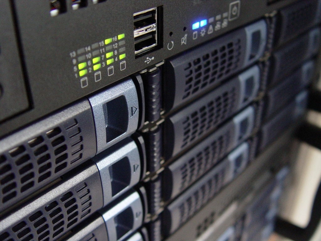 Servidores de dados e infraestrutura acadêmica